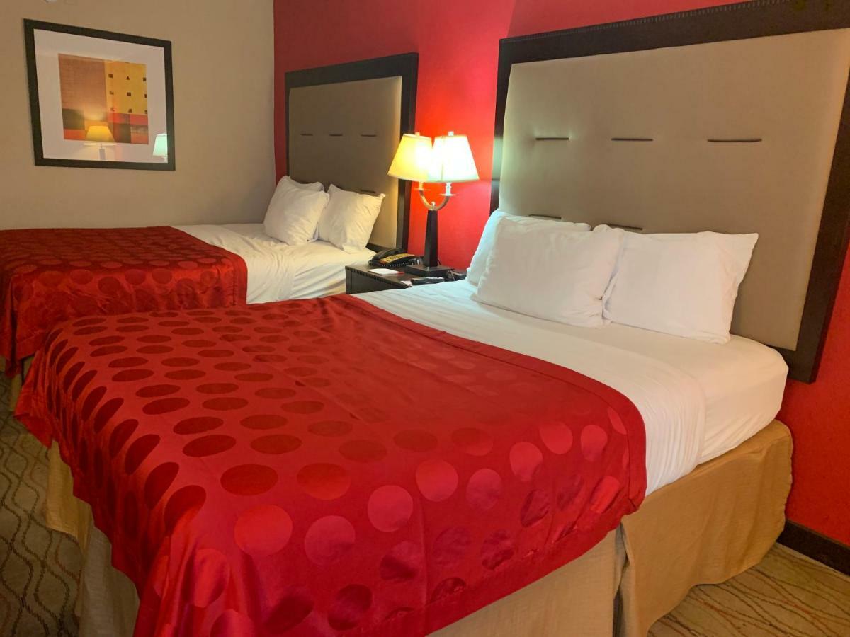 Ramada By Wyndham Gainesville Exterior foto
